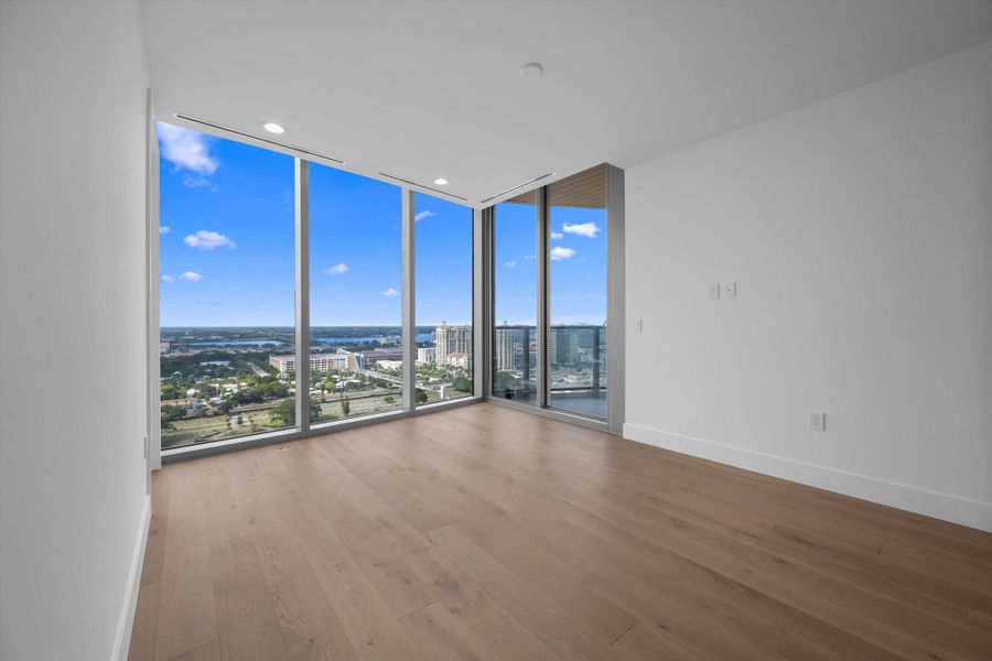 Spacious, unfurnished interior of a new home in , West Palm Beach (Image 21). Spacious, unfurnished interior of a new home in , West Palm Beach (Image 21).