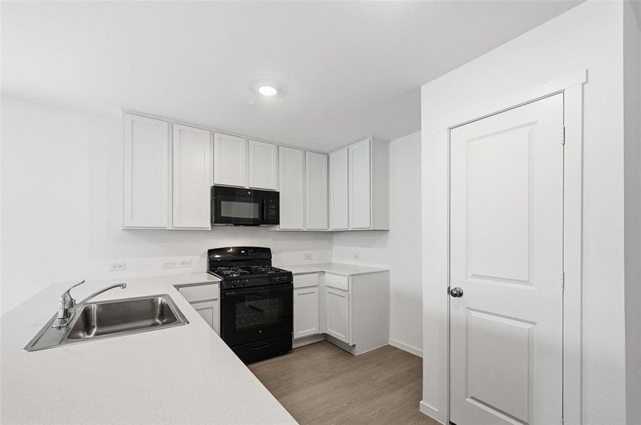 Furnished interior view inside a new home in Verandah, Royse City (Image 6).