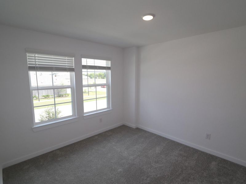 Spacious, unfurnished interior of a new home in Miller's Pond, Rosenberg (Image 16). Spacious, unfurnished interior of a new home in Miller's Pond, Rosenberg (Image 16).