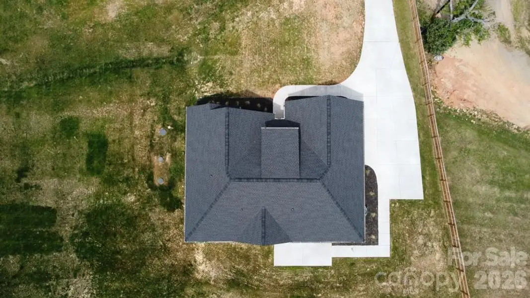 Image 47 of a home in .
