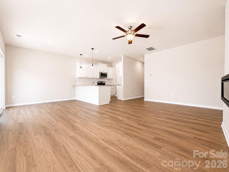 Spacious, unfurnished interior of a new home in , Charlotte (Image 26).