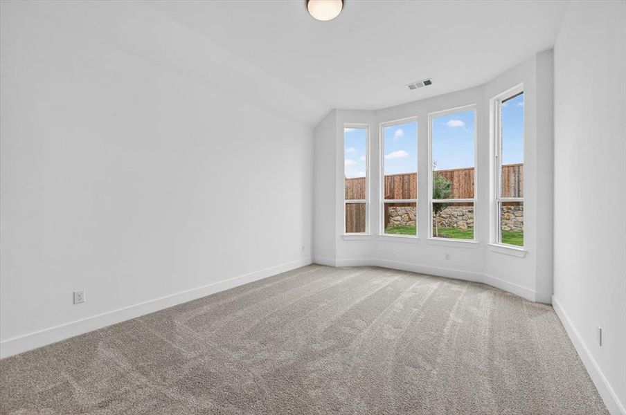 Spacious, unfurnished interior of a new home in Wellington, Haslet (Image 18).