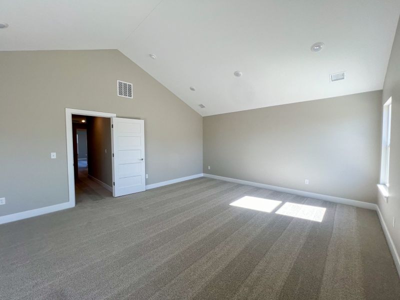 Spacious, unfurnished interior of a new home in Heritage Commons, Andover (Image 11). Spacious, unfurnished interior of a new home in Heritage Commons, Andover (Image 11).