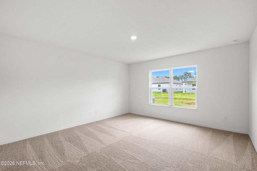 Spacious, unfurnished interior of a new home in Westport Landing, Jacksonville (Image 37).