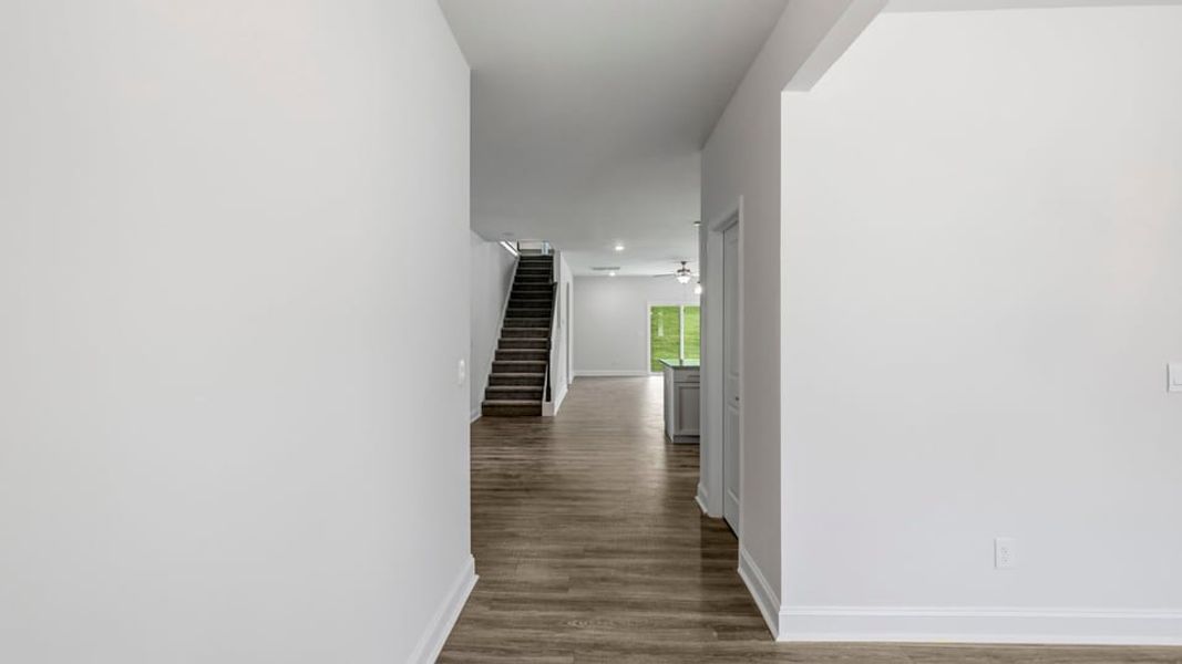 Spacious, unfurnished interior of a new home in Briargate, Fountain Inn (Image 17).