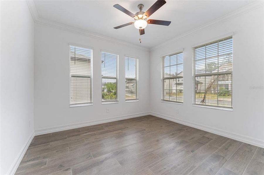 Spacious, unfurnished interior of a new home in , Lutz (Image 24).