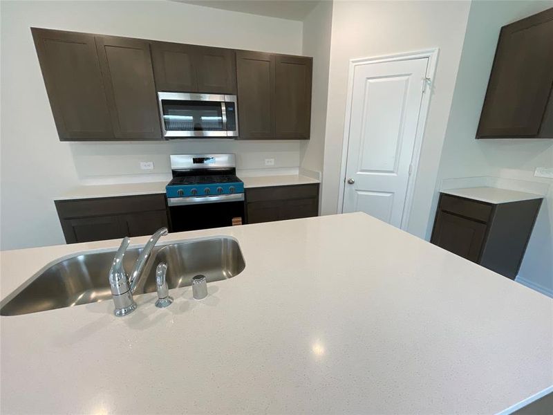 Close-up of interior finishes inside a home in Elevon, Lavon (Image 5).