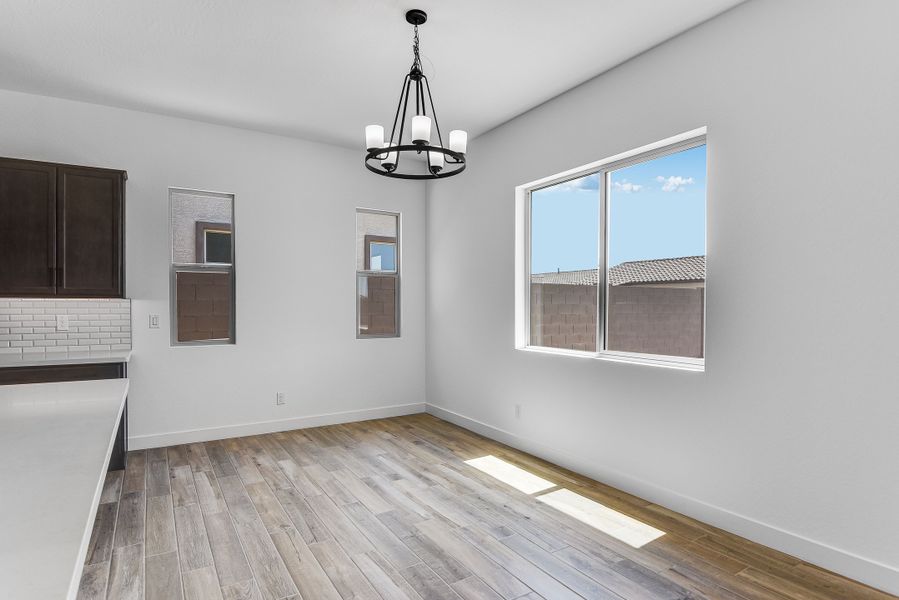 Spacious, unfurnished interior of a new home in Estrella, Goodyear (Image 22).