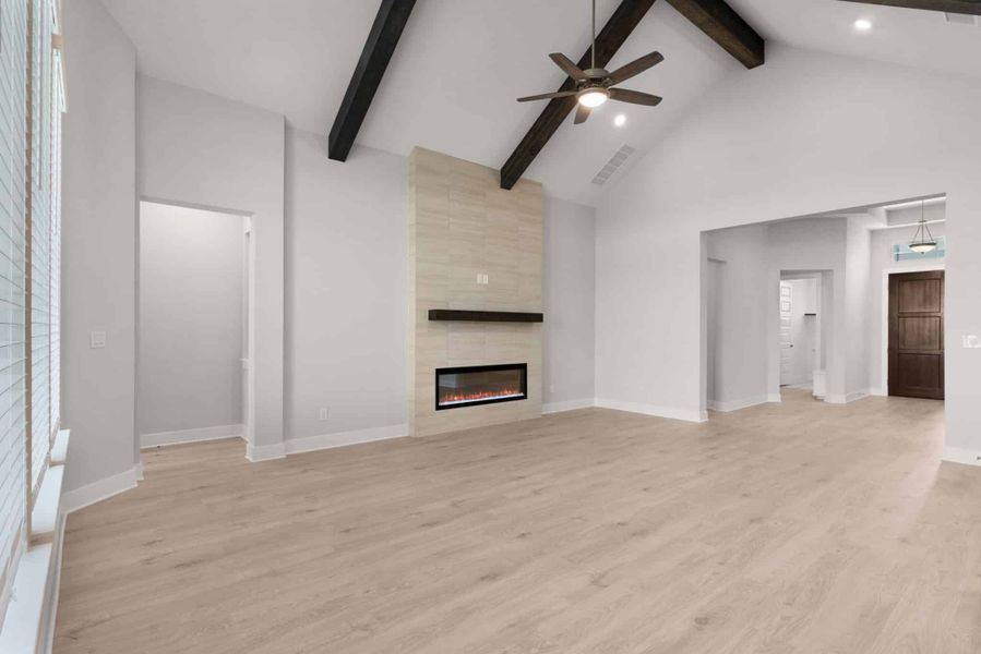 Spacious, unfurnished interior of a new home in Broken Oak, Georgetown (Image 12). Spacious, unfurnished interior of a new home in Broken Oak, Georgetown (Image 12).