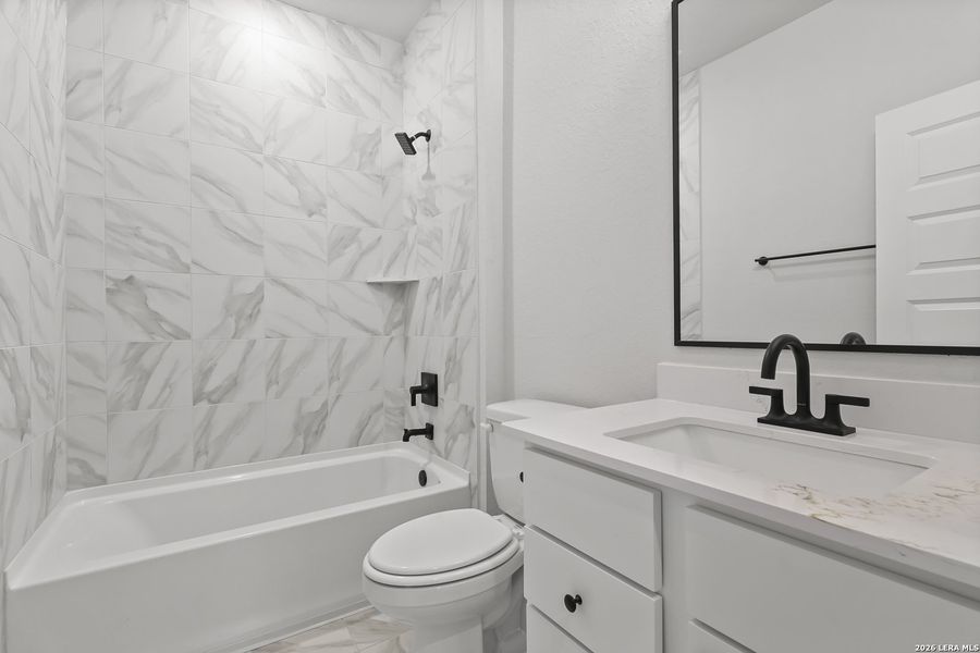 Furnished interior view inside a new home in Homestead, Schertz (Image 15).