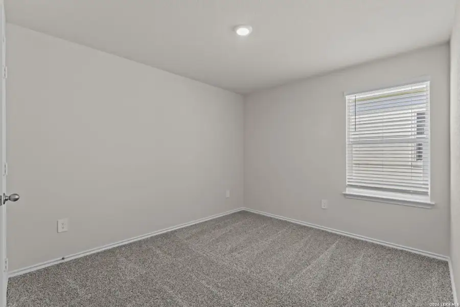 Spacious, unfurnished interior of a new home in Laurel Vistas, San Antonio (Image 22). Spacious, unfurnished interior of a new home in Laurel Vistas, San Antonio (Image 22).