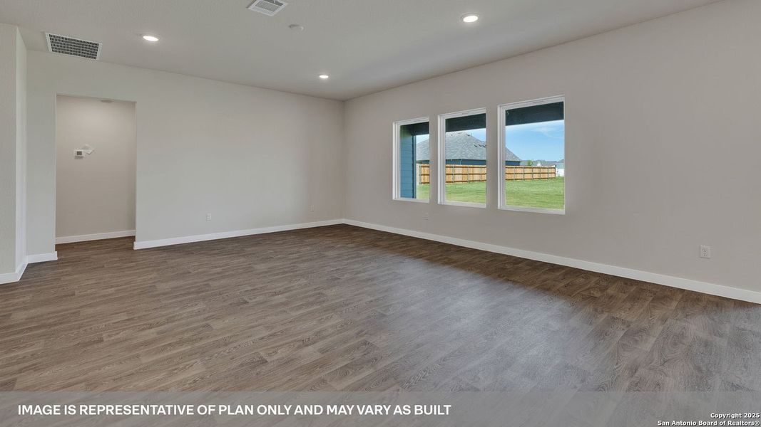 Spacious, unfurnished interior of a new home in Hartland Ranch, Lockhart (Image 12).