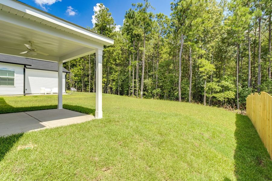 Exterior details and patio area of a home in Killians Crossing, Blythewood (Image 21).