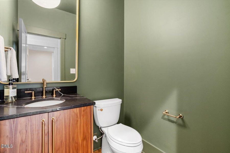 24-2305 Sprunt Ave [2811143]_24