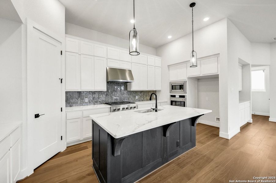Furnished interior view inside a new home in Homestead, Schertz (Image 6). Furnished interior view inside a new home in Homestead, Schertz (Image 6).