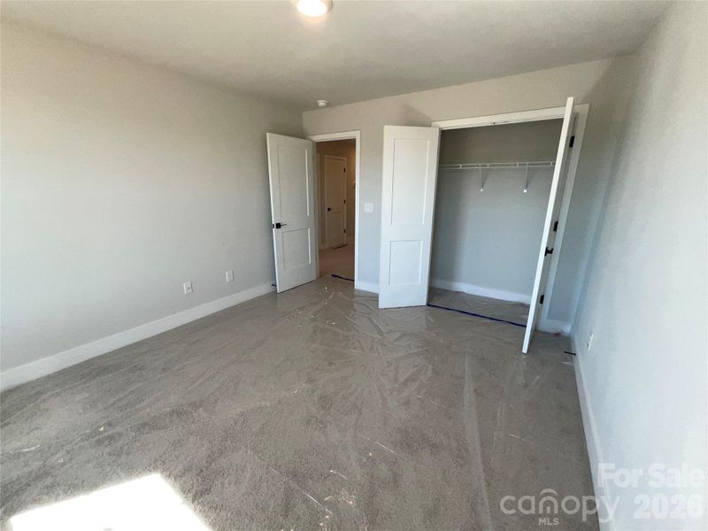 Spacious, unfurnished interior of a new home in Pine Trace, Gastonia (Image 13). Spacious, unfurnished interior of a new home in Pine Trace, Gastonia (Image 13).
