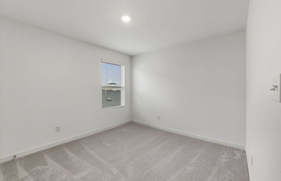 Spacious, unfurnished interior of a new home in Cameron Place, Austin (Image 30).