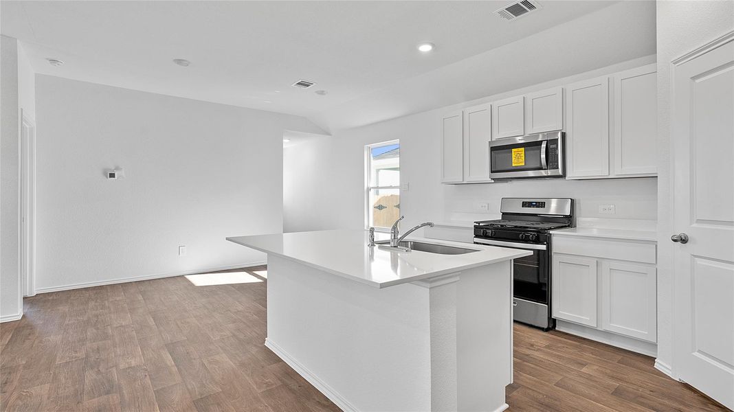 Furnished interior view inside a new home in Marigold, Kyle (Image 7).