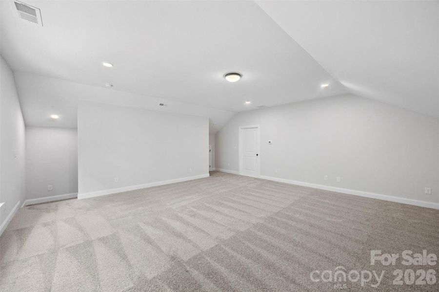 Spacious, unfurnished interior of a new home in , Gastonia (Image 30).