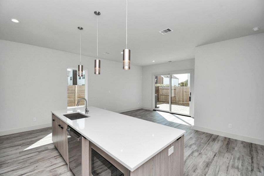 Furnished interior view inside a new home in Antigua, Houston (Image 7).