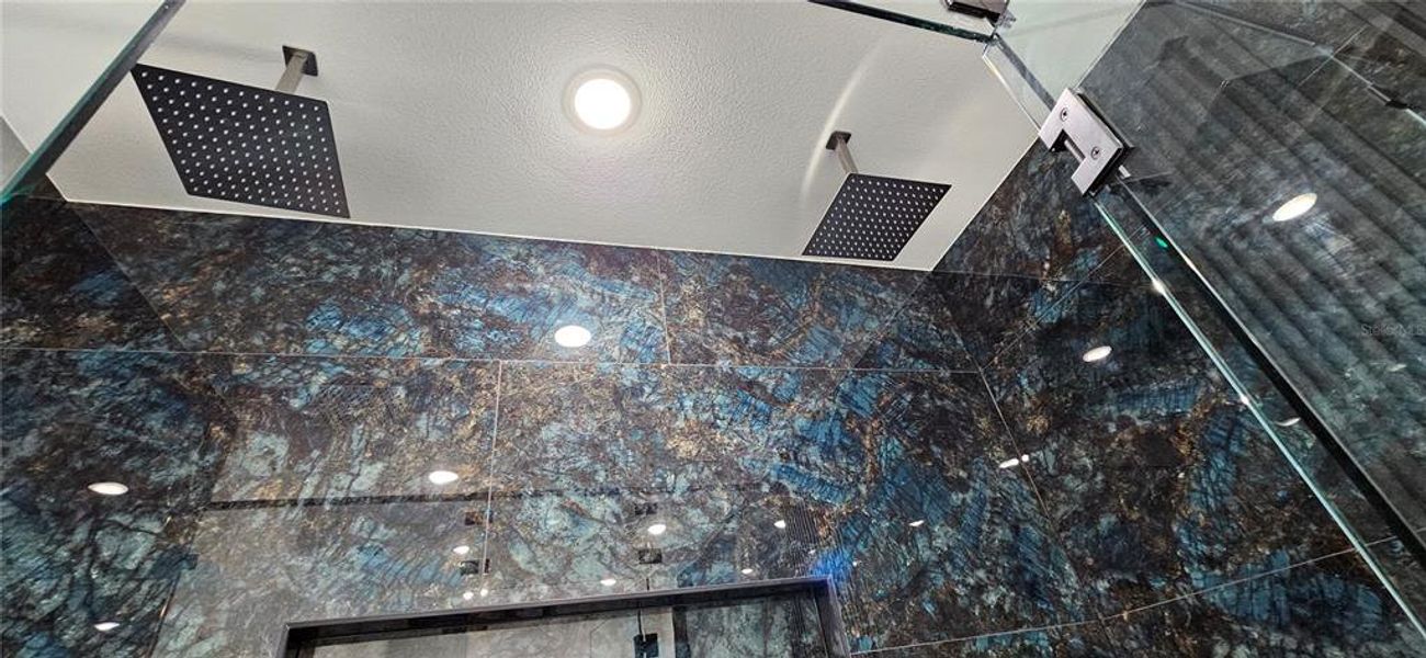 Image 42 of a home in .