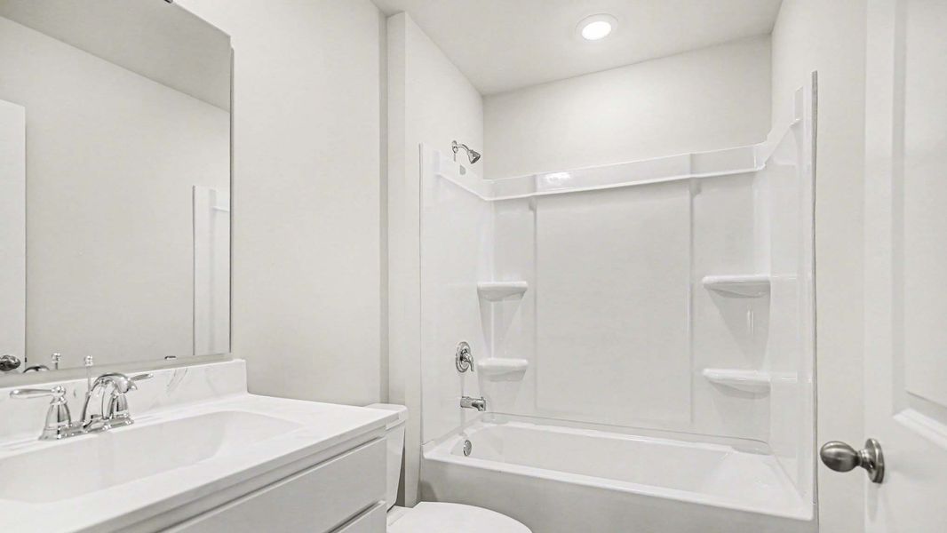 Furnished interior view inside a new home in Summerville, Darlington (Image 6).