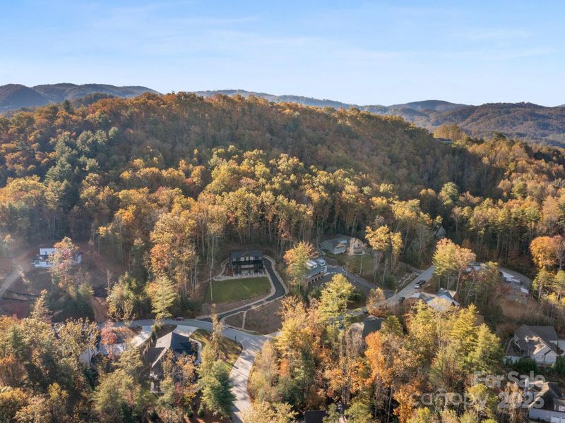 Image 29 of a home in .