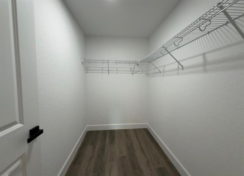 Spacious, unfurnished interior of a new home in , Ocala (Image 21).