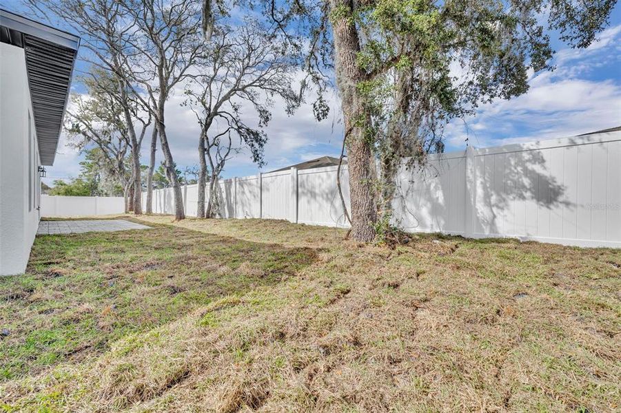 Exterior details and patio area of a home in , Poinciana (Image 29).