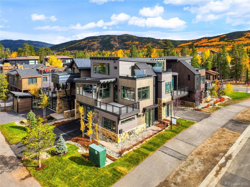 Image 30 of a home in . Image 30 of a home in .