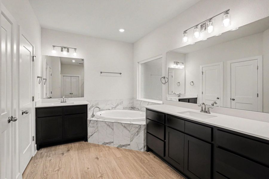 Furnished interior view inside a new home in Encino Estates, Dayton (Image 8).