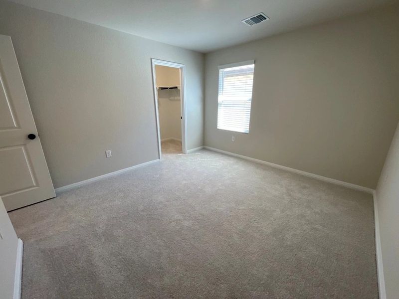 Spacious, unfurnished interior of a new home in Covered Bridge, Hutto (Image 31). Spacious, unfurnished interior of a new home in Covered Bridge, Hutto (Image 31).