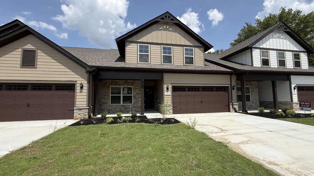 File photo NEW unit 3/3, 2 car, 2 bedrms down/2 bath, 1 bedrm/bath up, great rm/kitchen, covered front & back porch, patio/Blinds/stainless pkg/refrigerator/kitchen Tile backsplash/under cabinet lighting/Owners Tile shower/laminate/carpet/tile File photo NEW unit 3/3, 2 car, 2 bedrms down/2 bath, 1 bedrm/bath up, great rm/kitchen, covered front & back porch, patio/Blinds/stainless pkg/refrigerator/kitchen Tile backsplash/under cabinet lighting/Owners Tile shower/laminate/carpet/tile