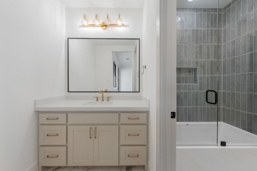 Close-up of interior finishes inside a home in Montclair, Prosper (Image 21).