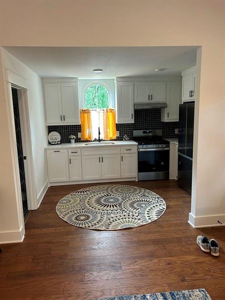 Image 17 of a home in .