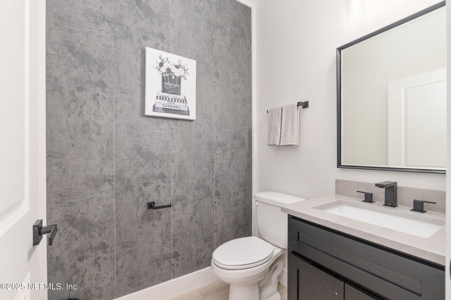 Furnished interior view inside a new home in , Gainesville (Image 11).