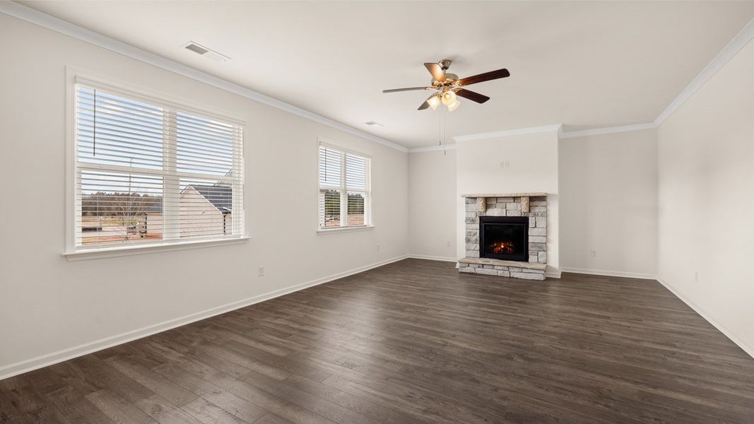Representative unfurnished interior of a home built from the Jean Lee by D.R. Horton in Westland, Bogart (Image 20).