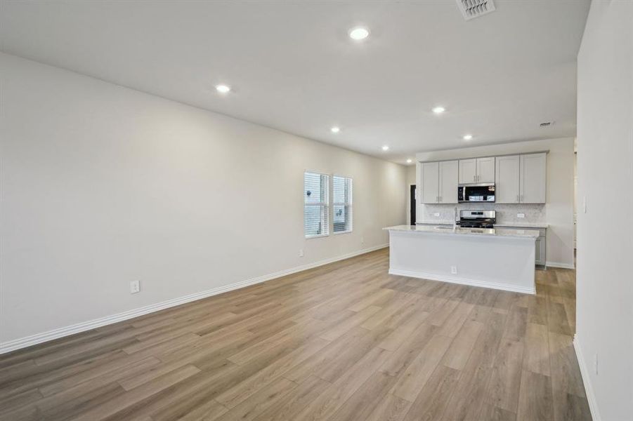 Photo is not of the actual home, but is an inspirational photo of builder’s model home and may depict options, furnishings, and/or decorator features that are not included.