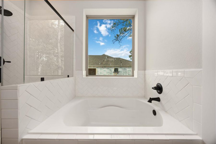 Image 27 of a home in Deer Pines. Image 27 of a home in Deer Pines.