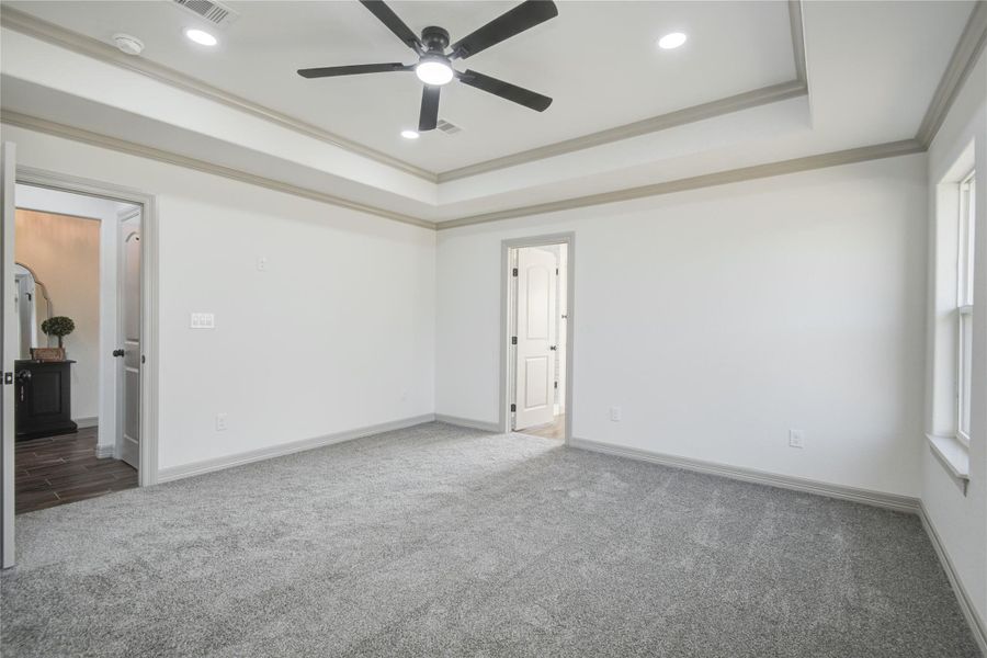 Spacious, unfurnished interior of a new home in , Lake Jackson (Image 25). Spacious, unfurnished interior of a new home in , Lake Jackson (Image 25).