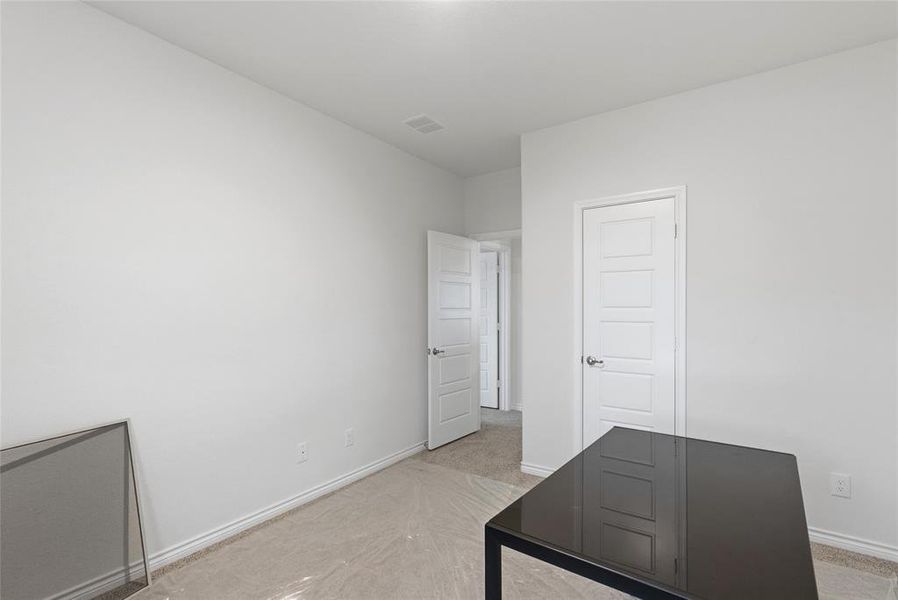 Image 36 of a home in .