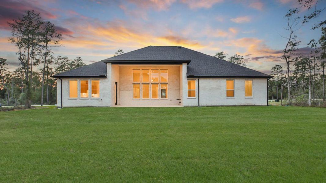 Representative exterior details of a home built from the H70d by D.R. Horton in Butlers Bend Estates, Pinehurst (Image 4).