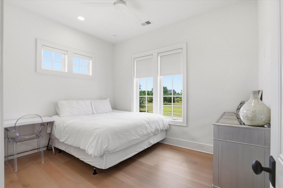 Furnished interior view inside a new home in , Wadmalaw Island (Image 18).