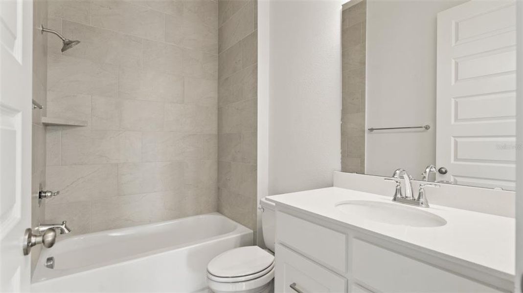 Furnished interior view inside a new home in Mandarin Grove, Palmetto (Image 7).