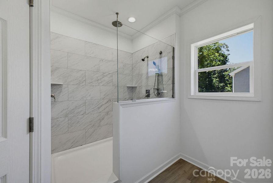 Image 34 of a home in .