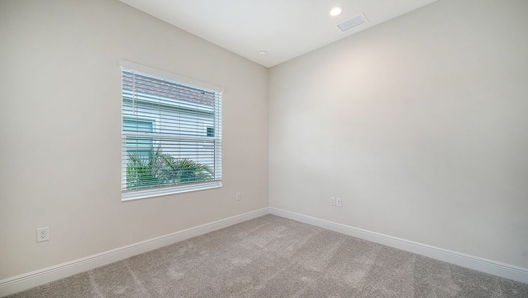 Spacious, unfurnished interior of a new home in Wildleaf at North River Ranch, Parrish (Image 26).