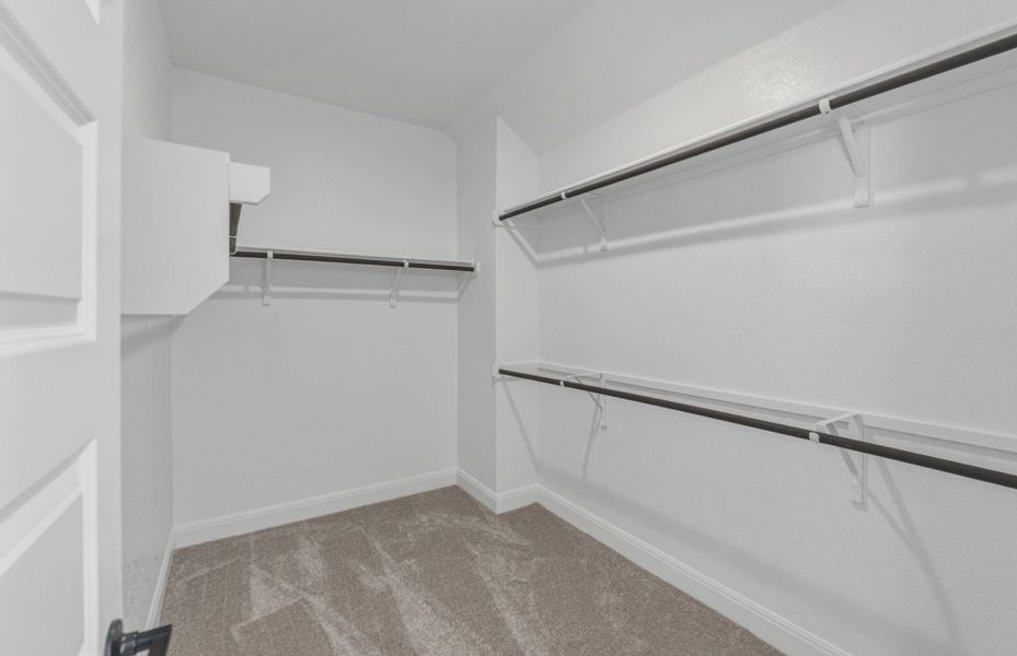 Representative unfurnished interior of a home built from the Saddlebrook by Pulte Homes in Santa Rita Ranch, Liberty Hill (Image 17).