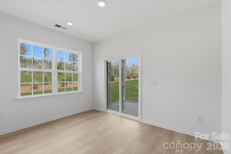 Spacious, unfurnished interior of a new home in Roselyn, Lancaster (Image 13).