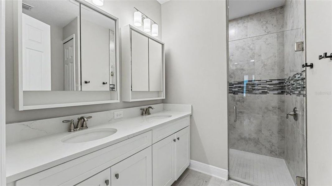 Furnished interior view inside a new home in , Lakeland (Image 18).