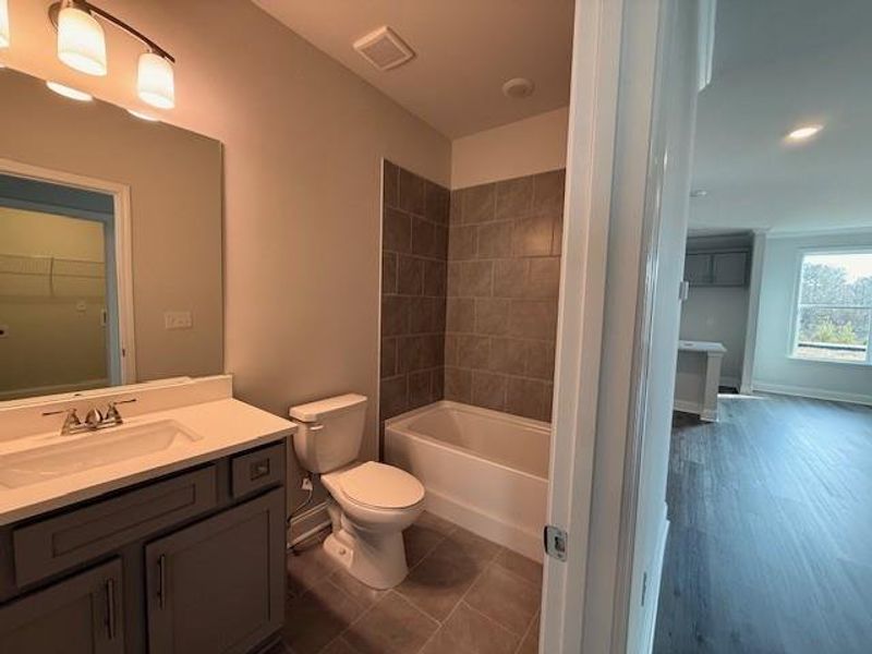 Furnished interior view inside a new home in Cooper's Walk, Loganville (Image 10). Furnished interior view inside a new home in Cooper's Walk, Loganville (Image 10).